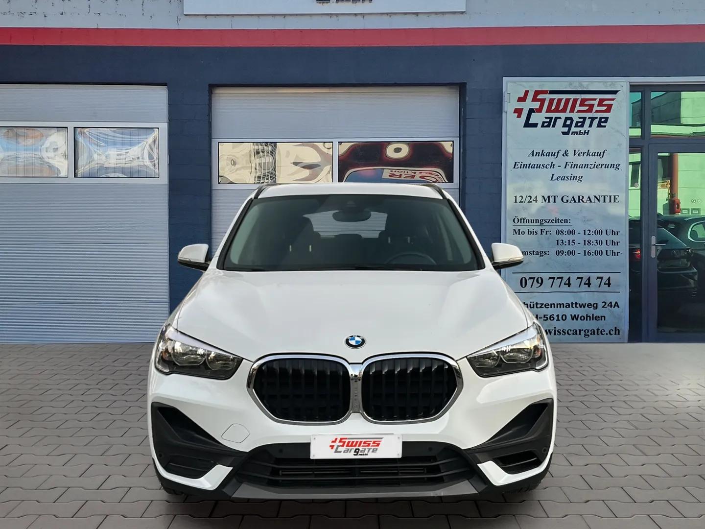 BMW X1 xDrive 25e Steptronic-showroom-element-2
