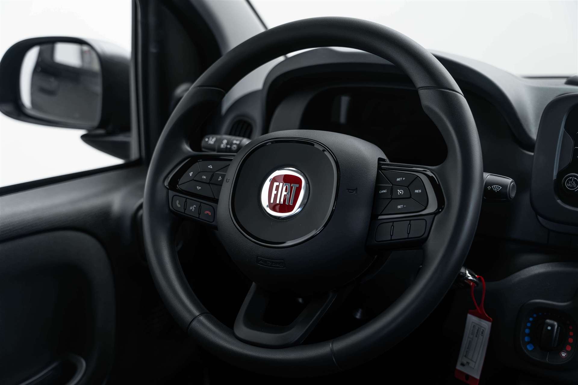 FIAT Panda 1.0 Hybrid Pandina Icon HIT-PREIS-image-9