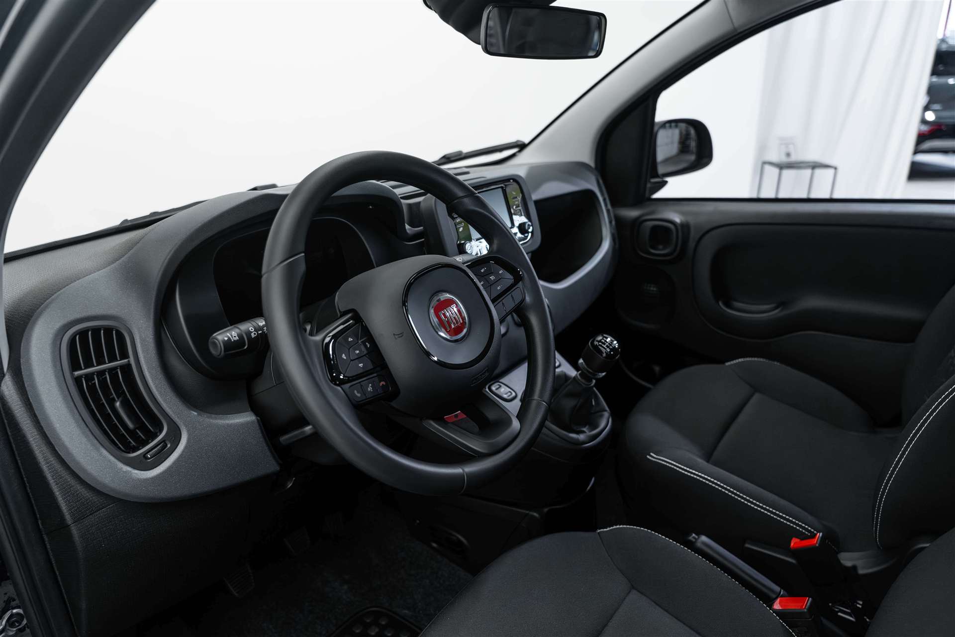 FIAT Panda 1.0 Hybrid Pandina Icon HIT-PREIS-image-7