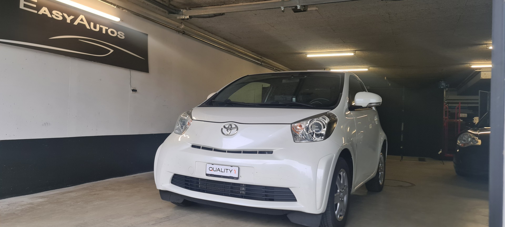 TOYOTA iQ2 1.0 VVT-i