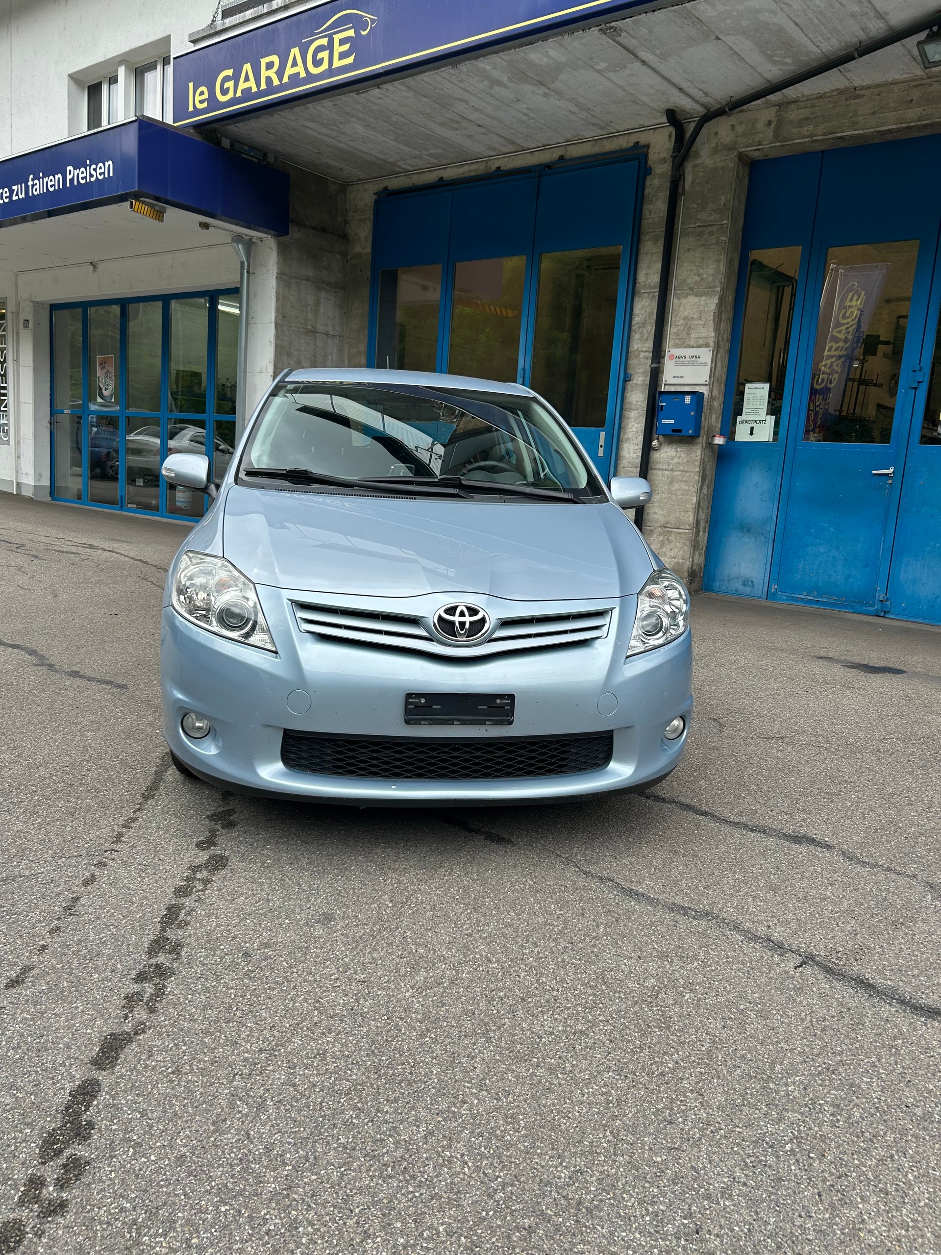 TOYOTA Auris 1.6 easy