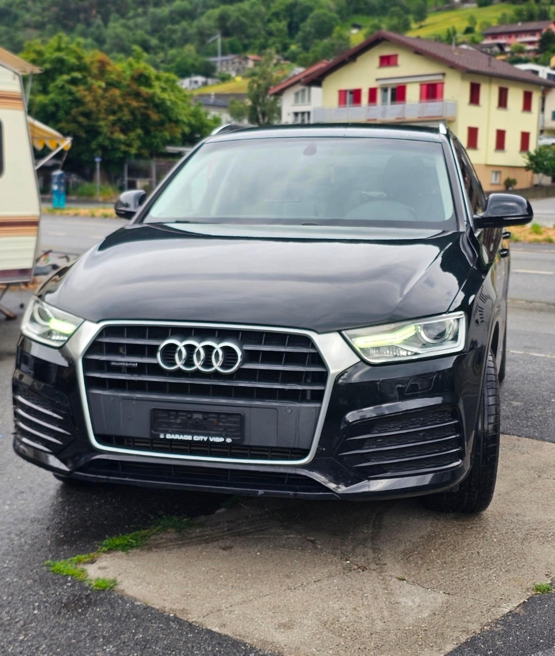 AUDI Q3 2.0 TFSI sport quattro S-tronic-image-1