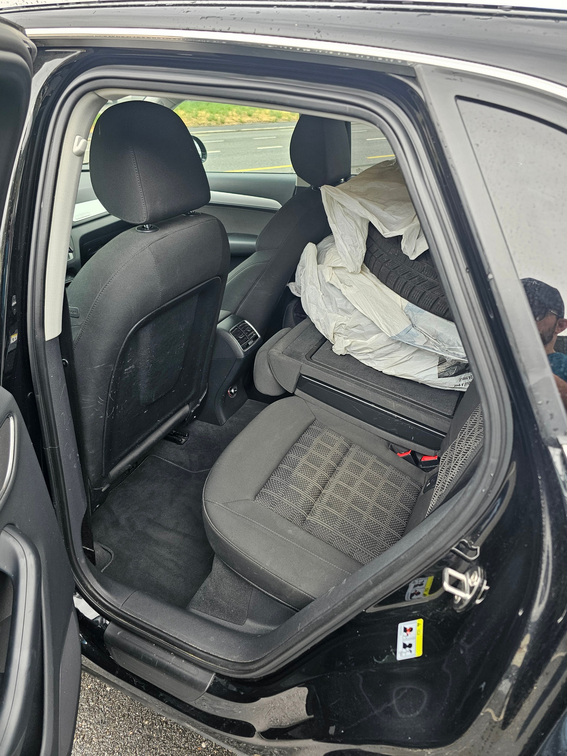 AUDI Q3 2.0 TFSI sport quattro S-tronic-image-10