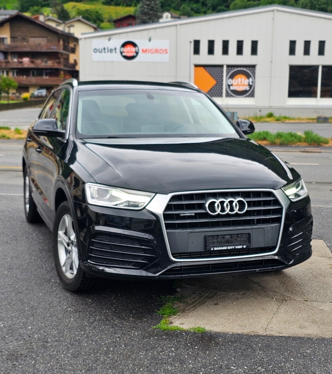AUDI Q3 2.0 TFSI sport quattro S-tronic