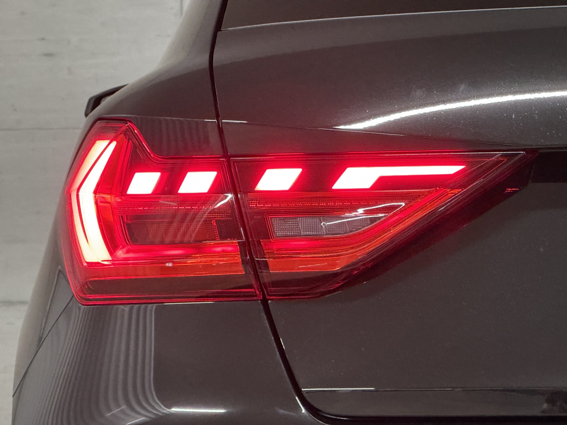 AUDI A1 Sportback 30 TFSI S-tronic-image-4