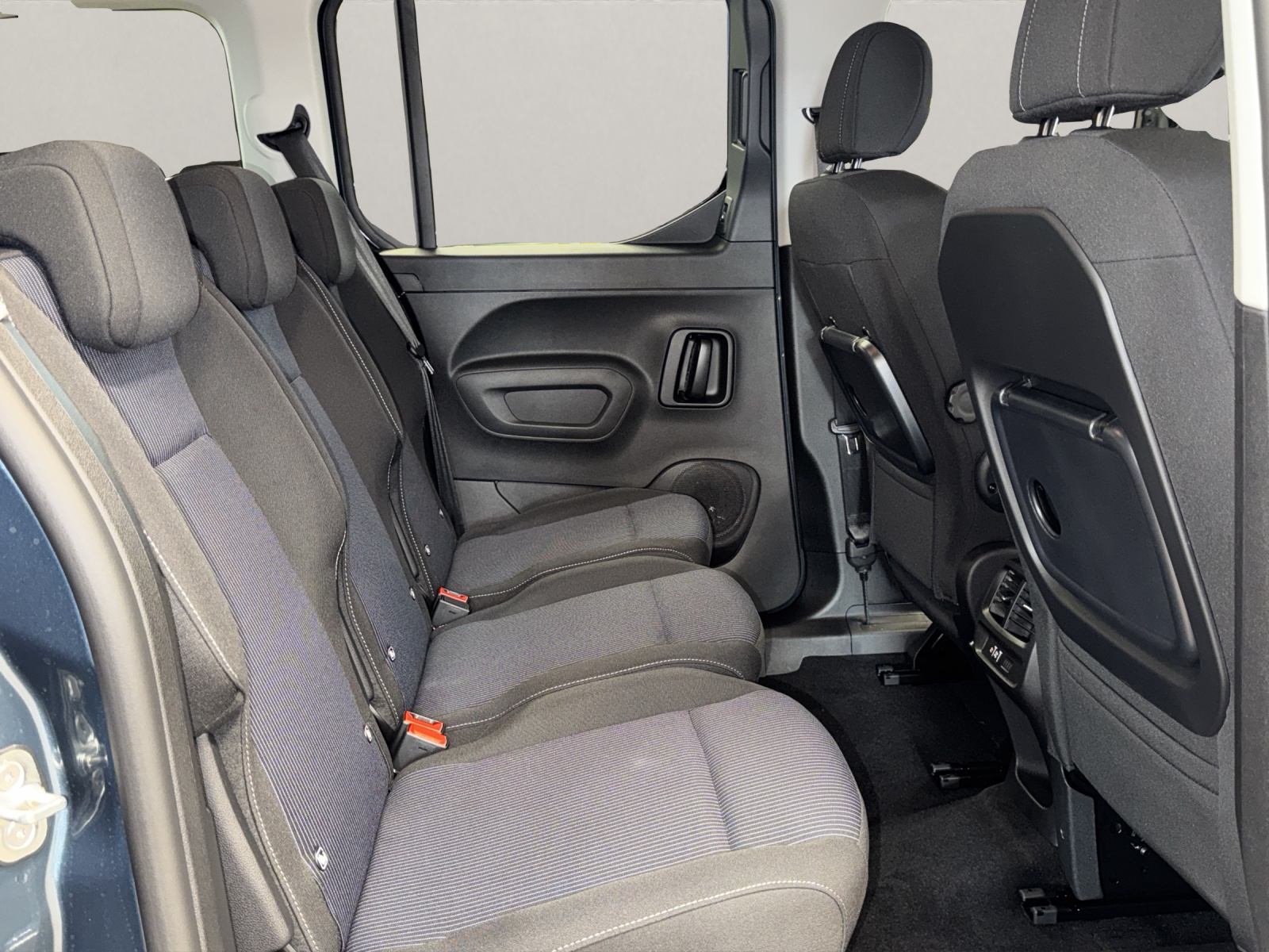 FIAT Qubo L 1.5 TD La Prima 7P-image-14