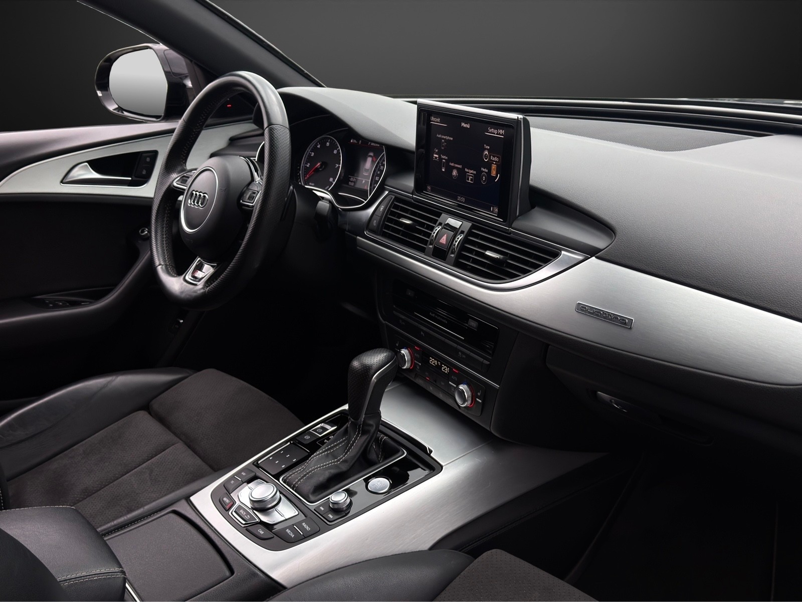 AUDI A6 Avant 2.0 TFSI S-Line quattro S-tronic Paket Black Edition mit 252 PS-image-9