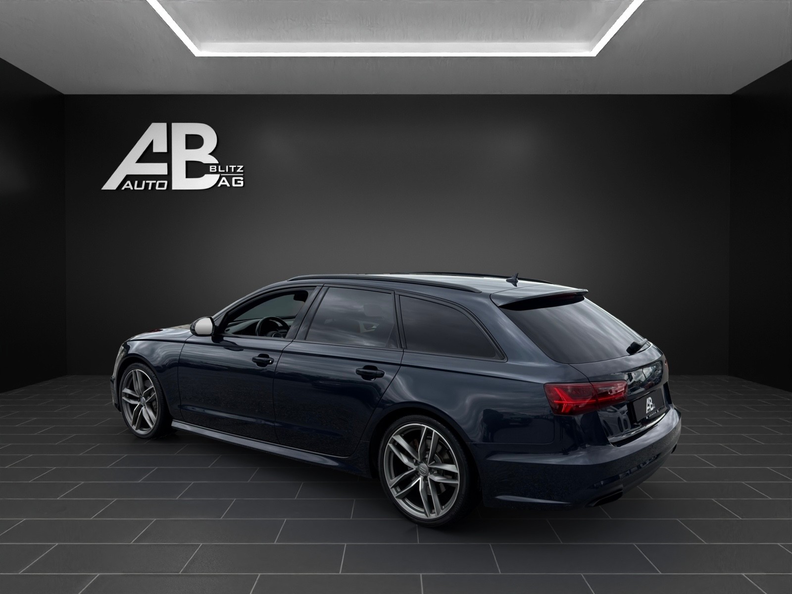 AUDI A6 Avant 2.0 TFSI S-Line quattro S-tronic Paket Black Edition mit 252 PS-showroom-element-2
