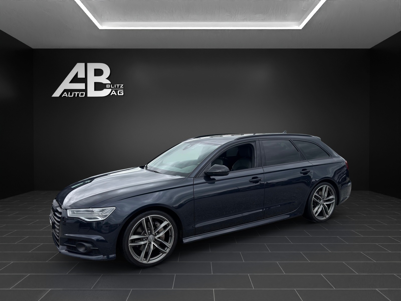 AUDI A6 Avant 2.0 TFSI S-Line quattro S-tronic Paket Black Edition mit 252 PS-showroom-element-1