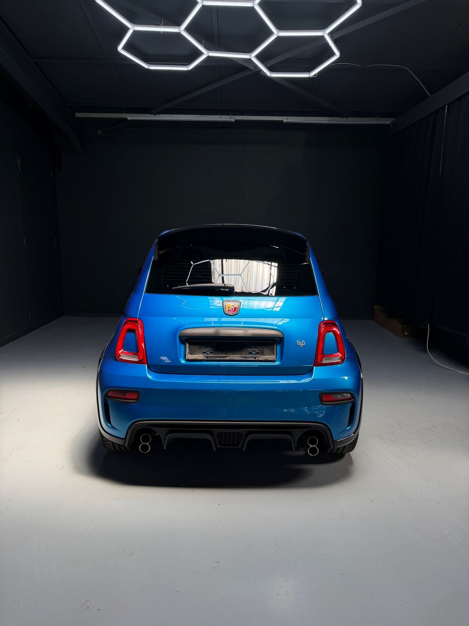 FIAT 695 1.4 16V Turbo Abarth 695 Turismo Dualogic-image-5