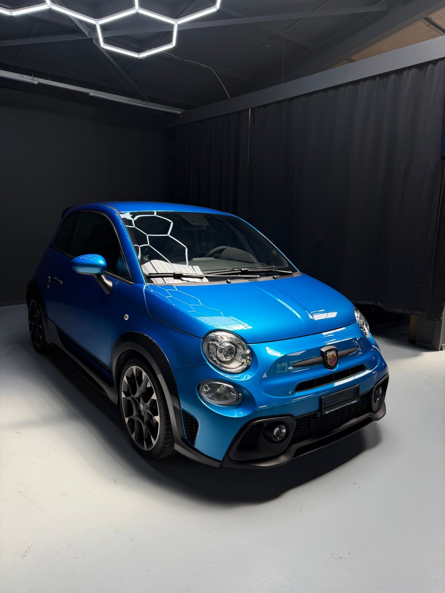 FIAT 695 1.4 16V Turbo Abarth 695 Turismo Dualogic-image-2