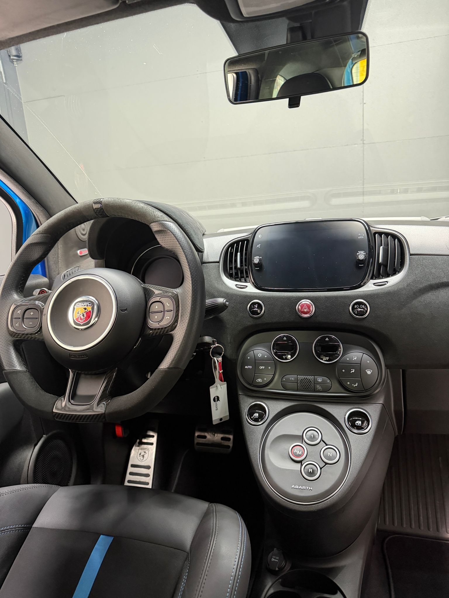 FIAT 695 1.4 16V Turbo Abarth 695 Turismo Dualogic-image-6