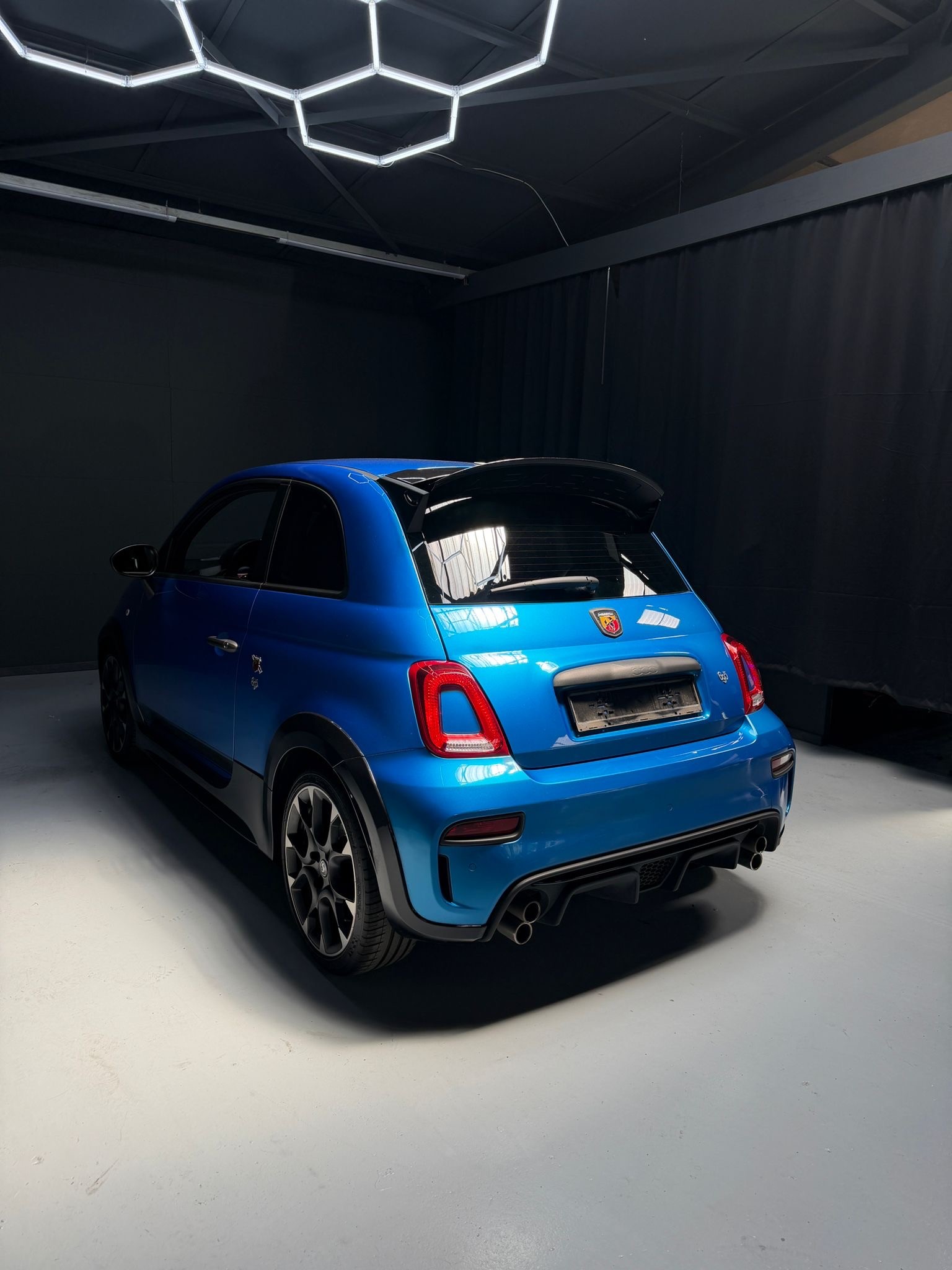 FIAT 695 1.4 16V Turbo Abarth 695 Turismo Dualogic-image-4