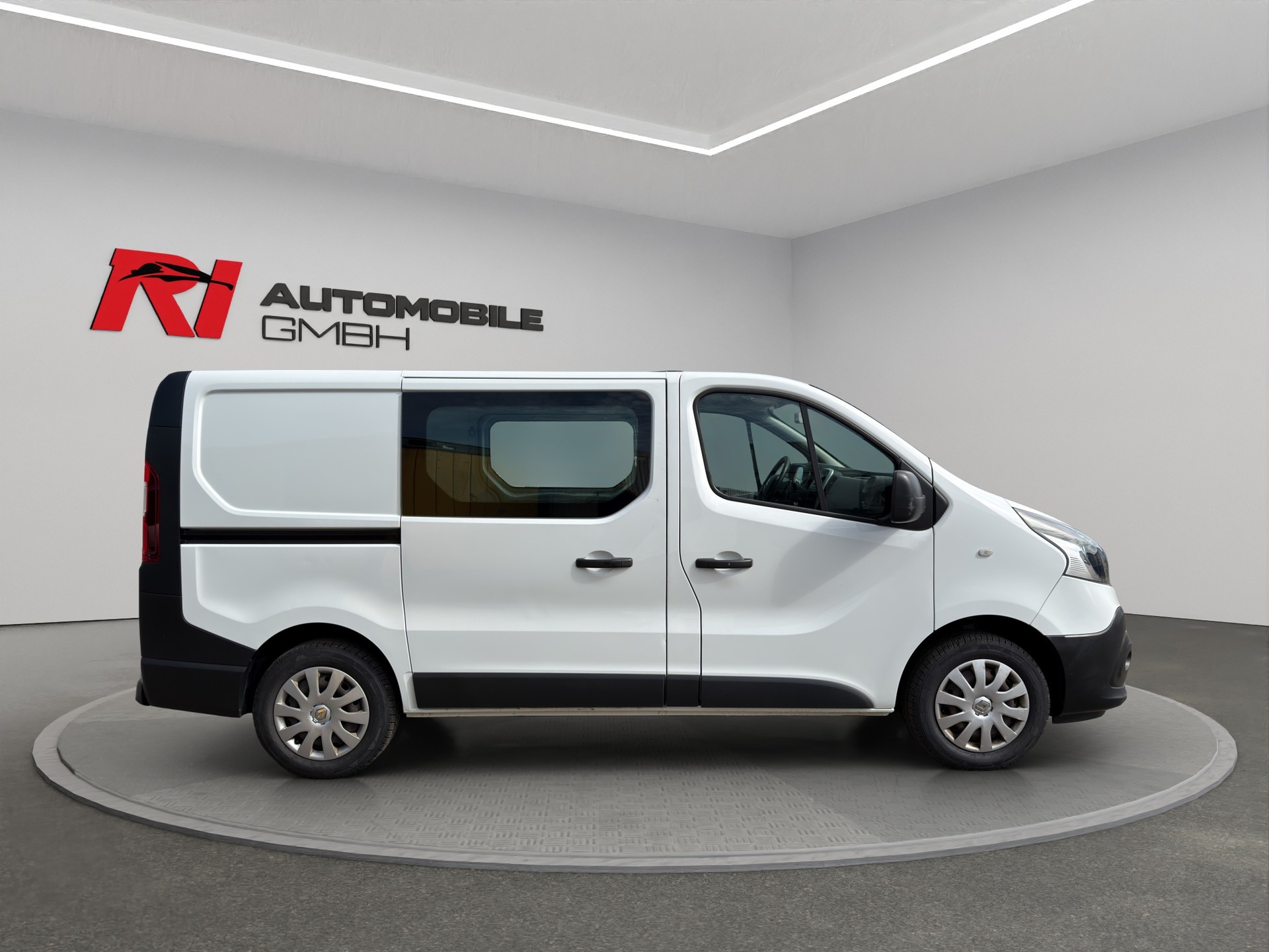 RENAULT Trafic 1.6 ENERGY TwinT. dCi120 2.9t Busin. L1H1-showroom-element-3