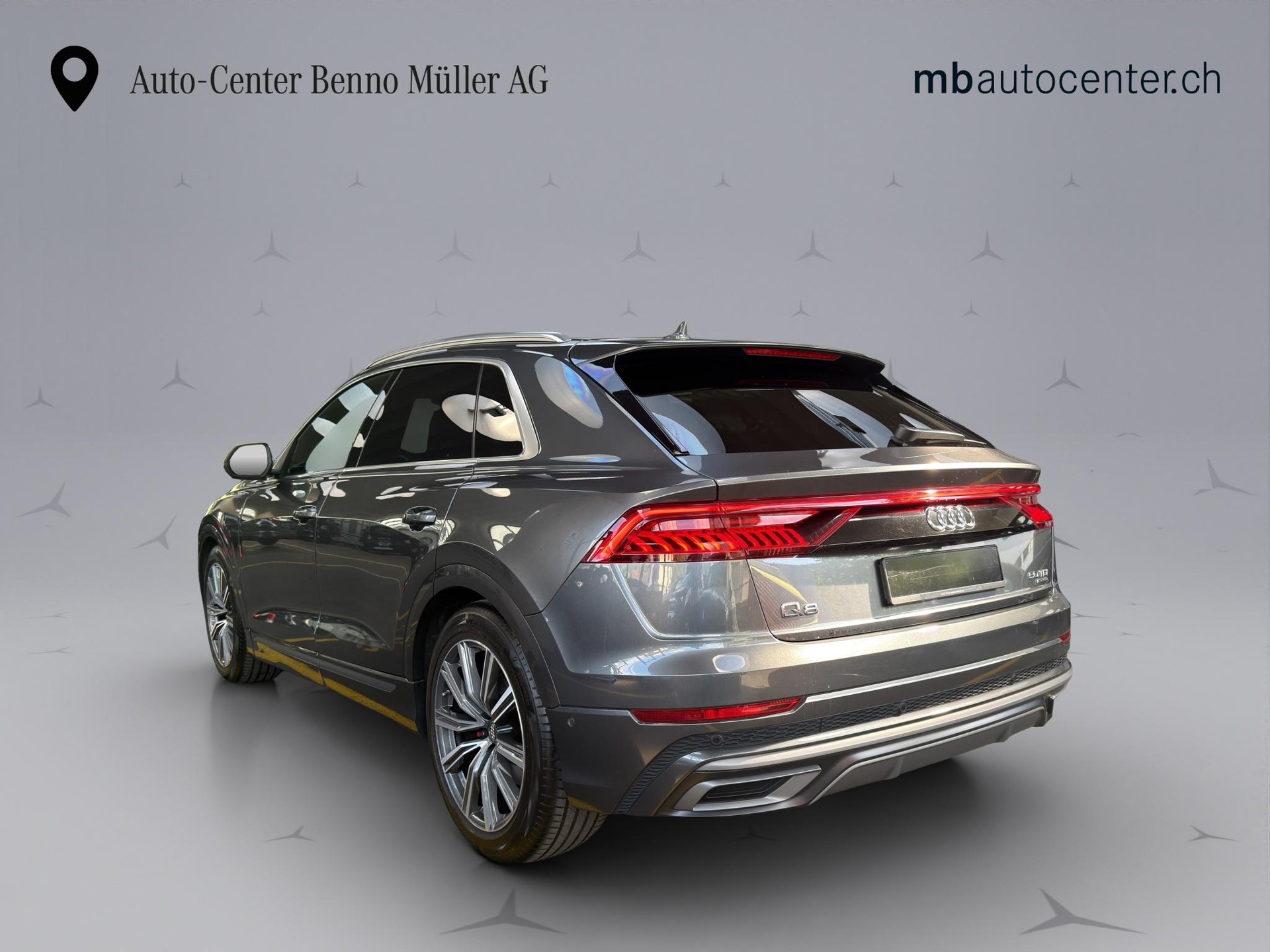 AUDI Q8 3.0 50 TDI quattro T-Tronic-showroom-element-2