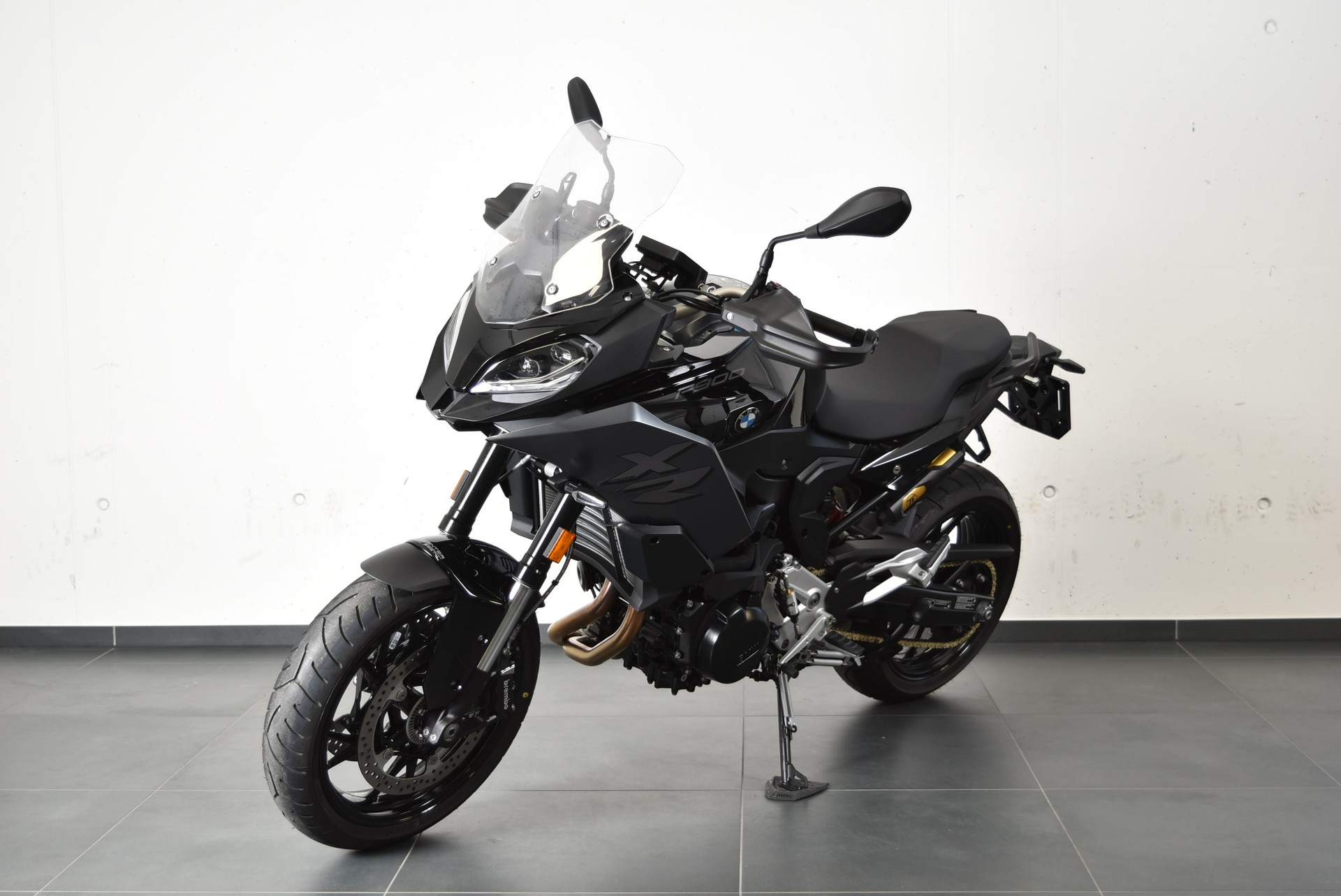 BMW F 900 XR-image-1