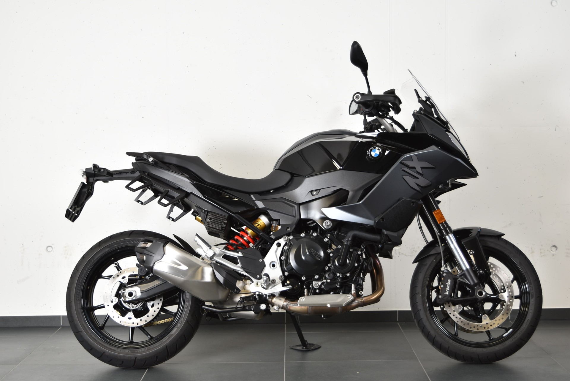 BMW F 900 XR-image-2