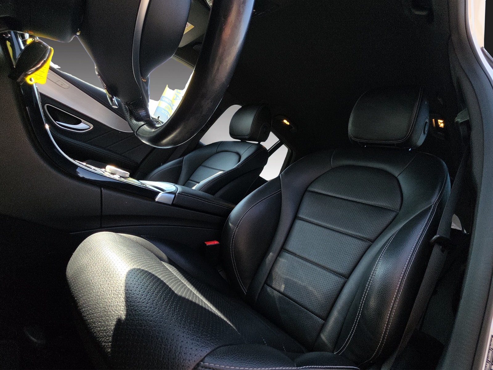 MERCEDES-BENZ C 250 BlueTEC AMG Line 4Matic 7G-Tronic-image-13