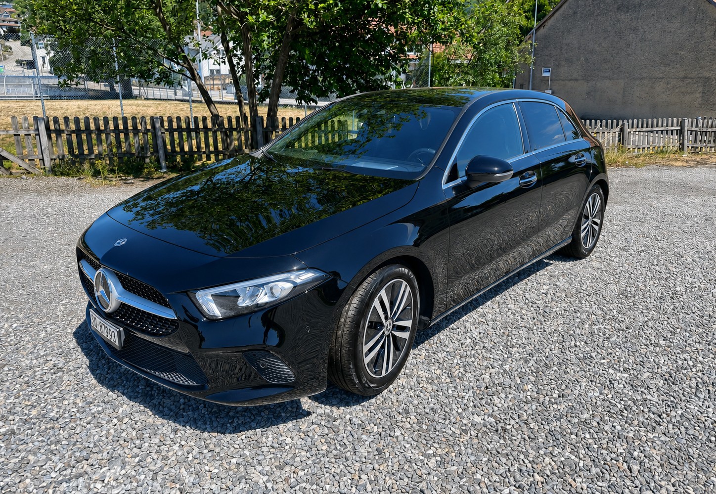 MERCEDES-BENZ Mercedes Benz A 250 Progressive 224 PS CH Fahrzeug MBUX LED Kamera 73’000 km Top Zustand