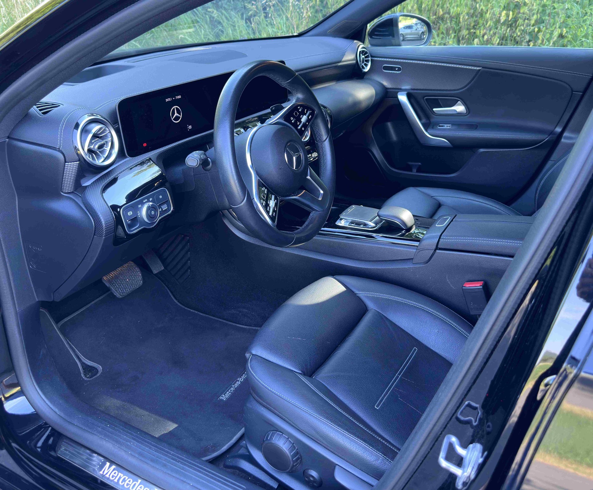 MERCEDES-BENZ Mercedes Benz A 250 Progressive 224 PS CH Fahrzeug MBUX LED Kamera 73’000 km Top Zustand-image-5