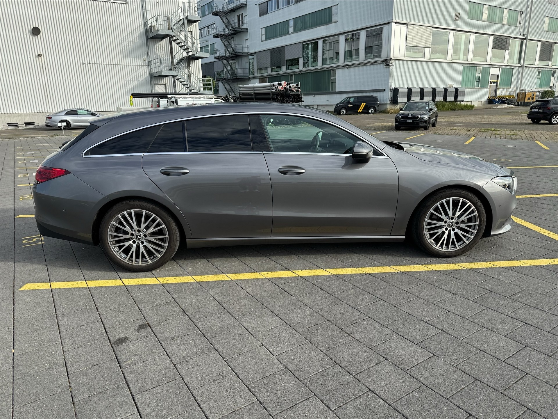 MERCEDES-BENZ CLA 200 Progressive-image-5