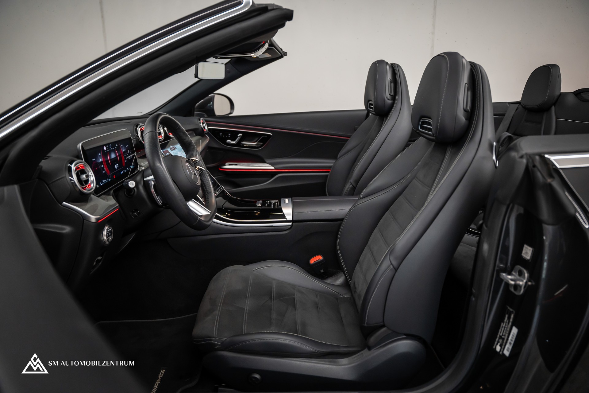 MERCEDES-BENZ CLE 200 AMG Line 4matic Cabriolet / Memorysitze / Rückfahrkamera / Burmester-image-15
