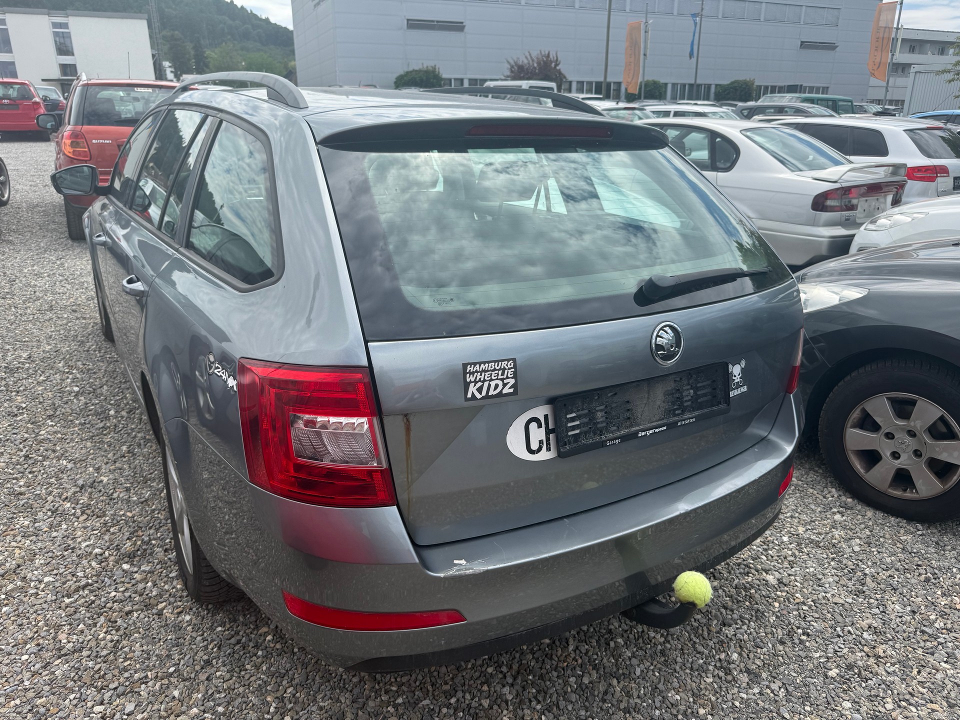 SKODA Octavia Combi 1.6 TDI Elegance 4x4-image-3