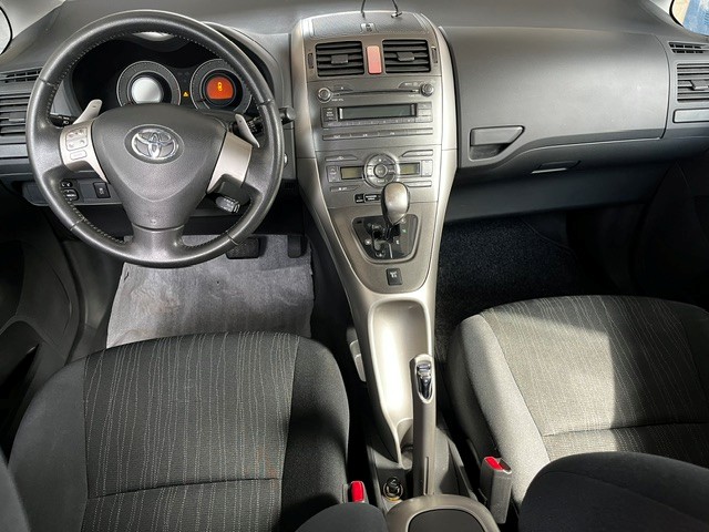 TOYOTA Auris 1.6 Linea Luna MultiMode-image-12
