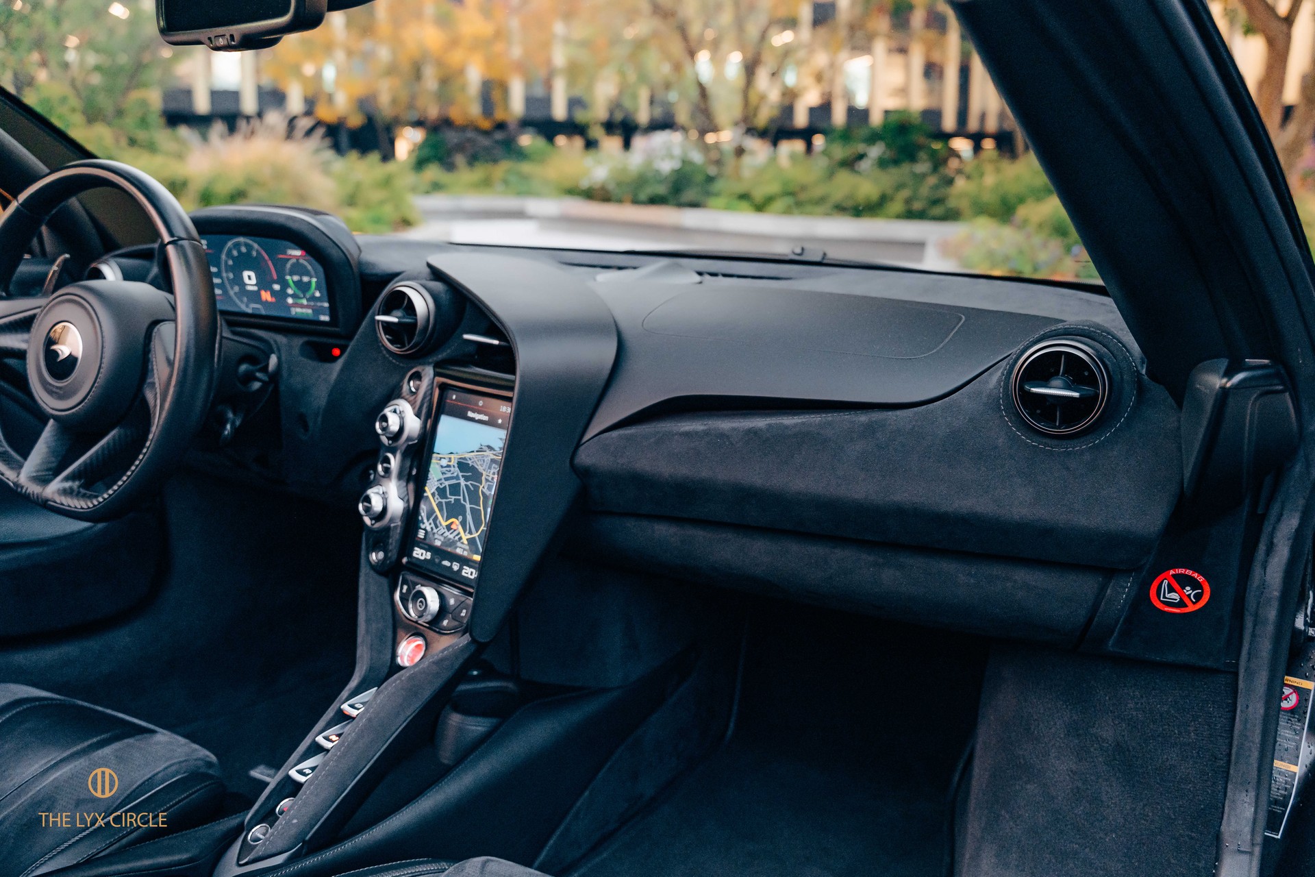 McLAREN 720S Spider 4.0 V8 SSG-image-14