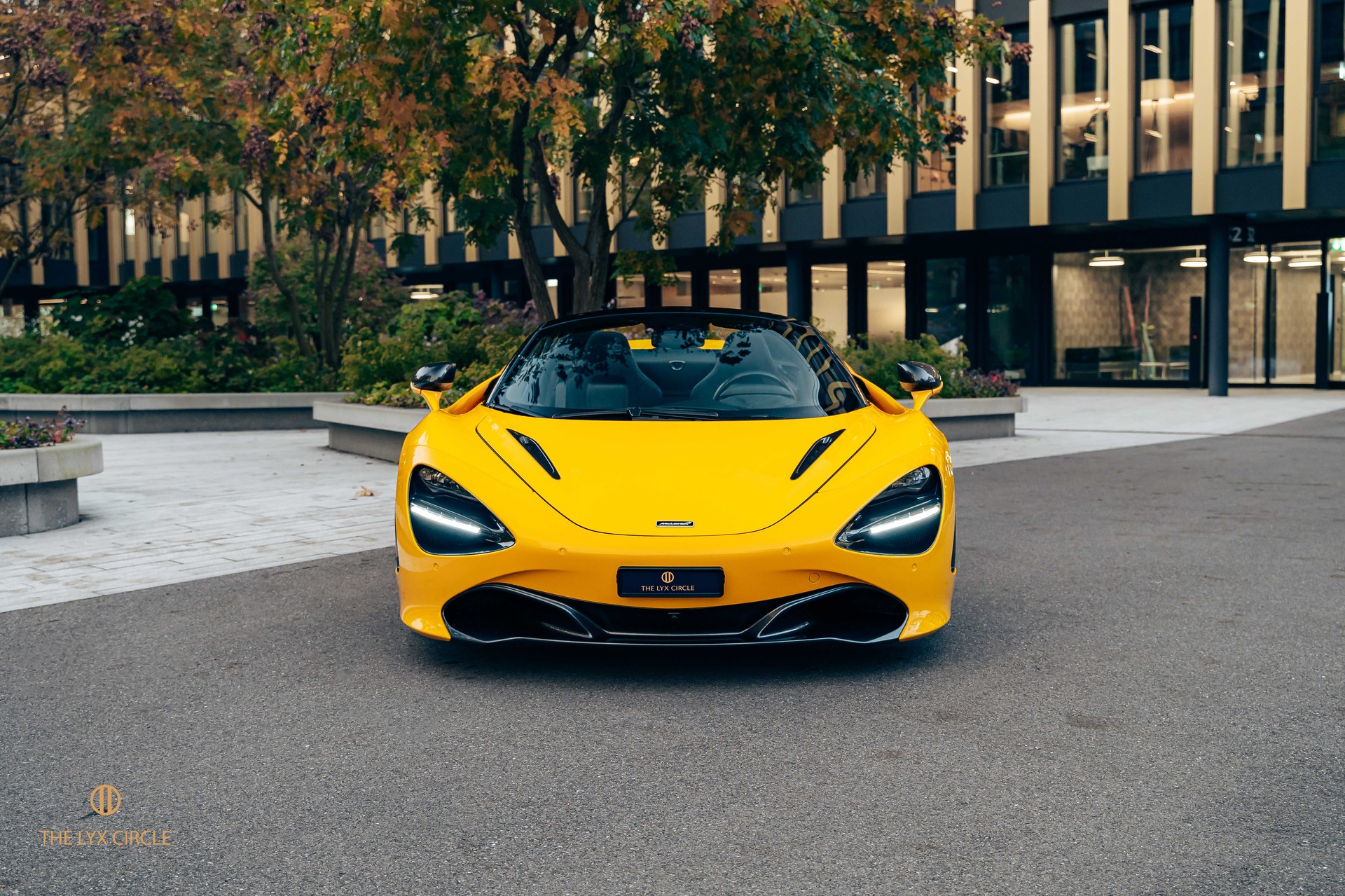 McLAREN 720S Spider 4.0 V8 SSG-image-3