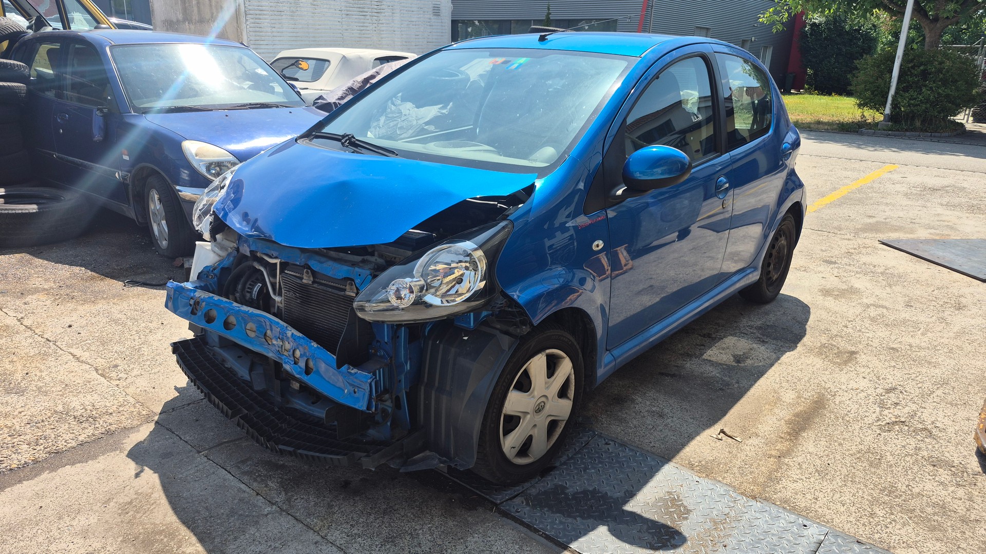TOYOTA Aygo 1.0 Linea Terra-image-3