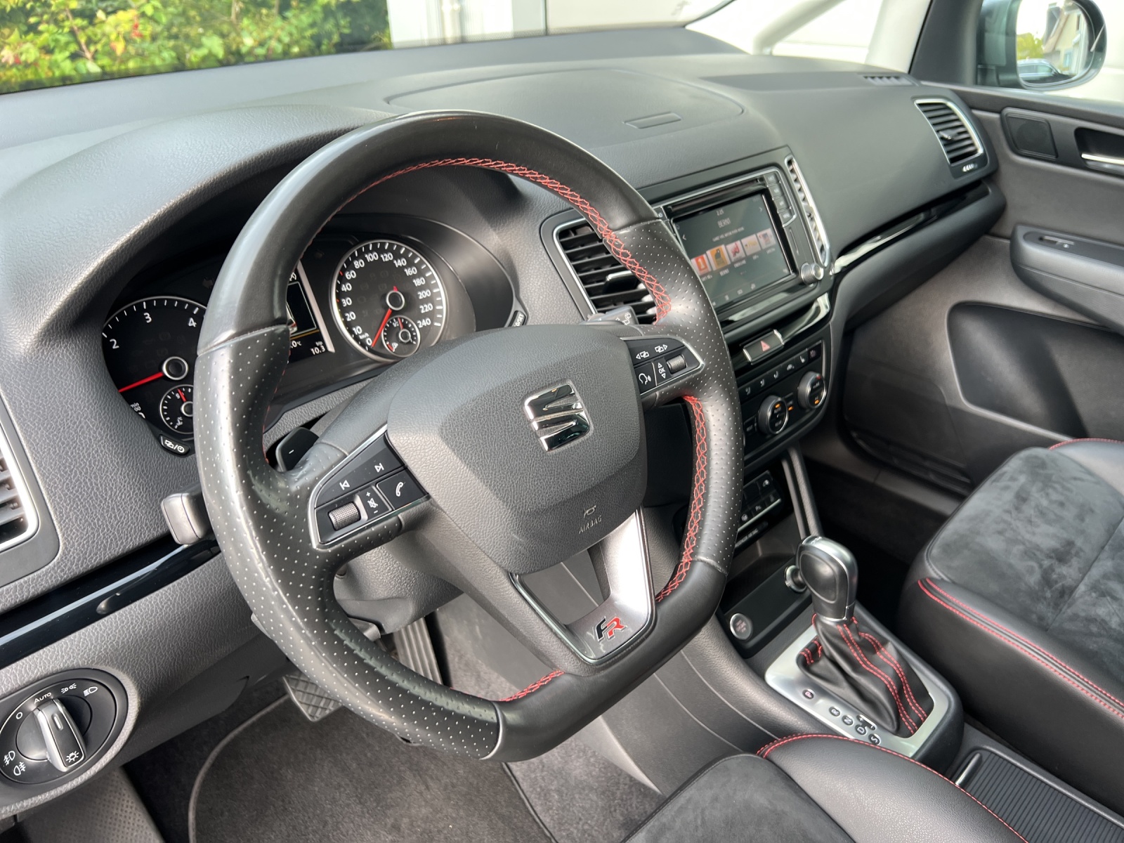 SEAT Alhambra 1.4 TSI DSG Hola FR-image-11