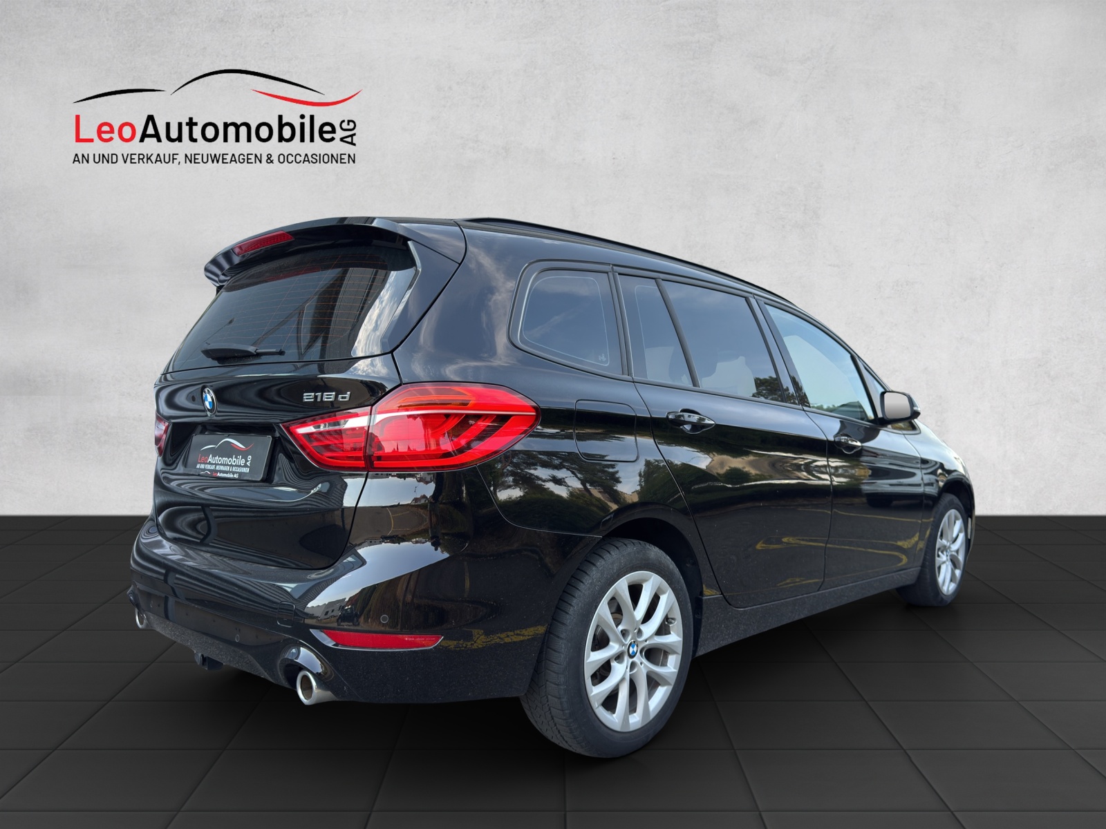 BMW 218d Gran Tourer Steptronic-image-4