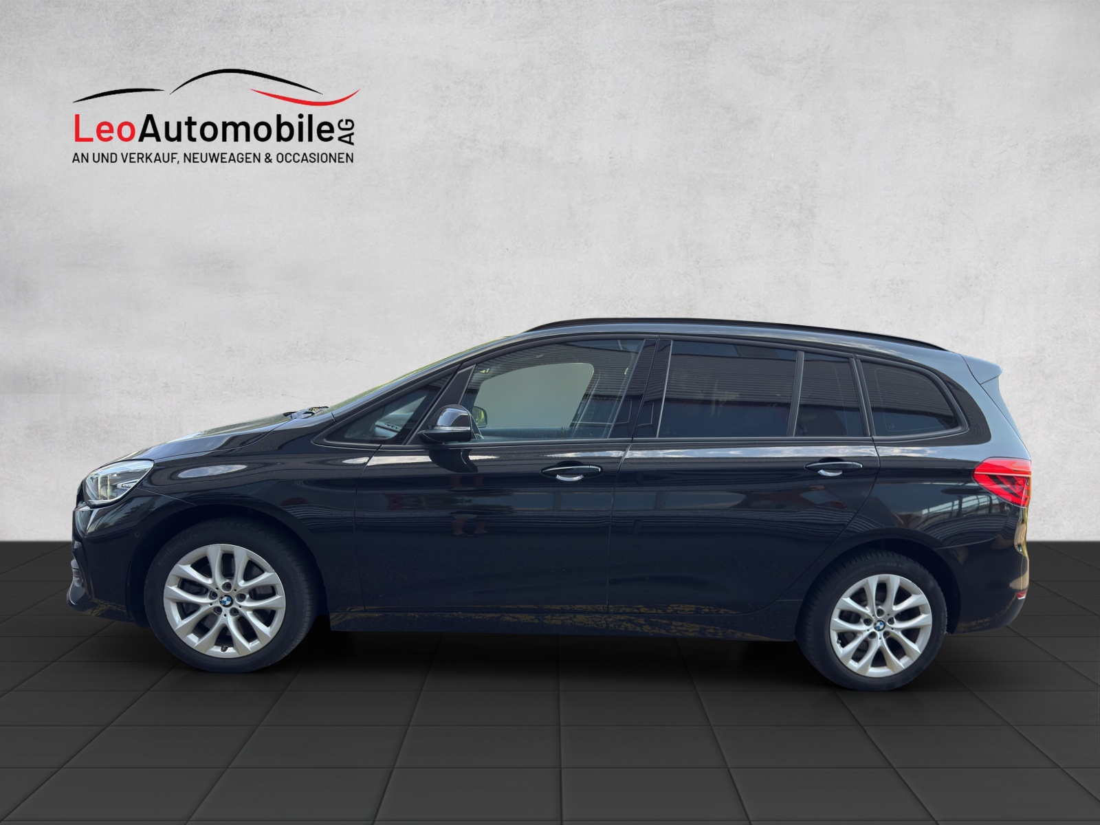 BMW 218d Gran Tourer Steptronic-showroom-element-2