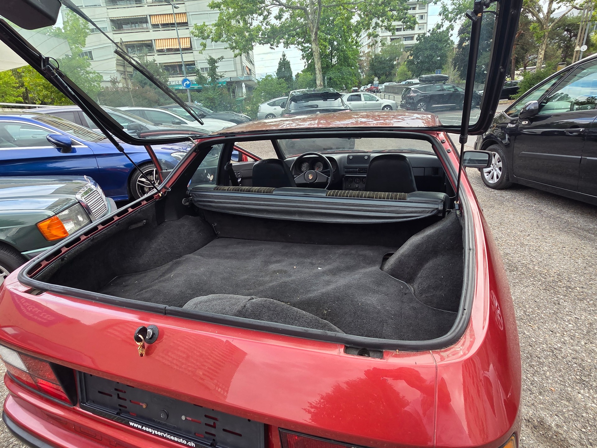 PORSCHE 924-image-7