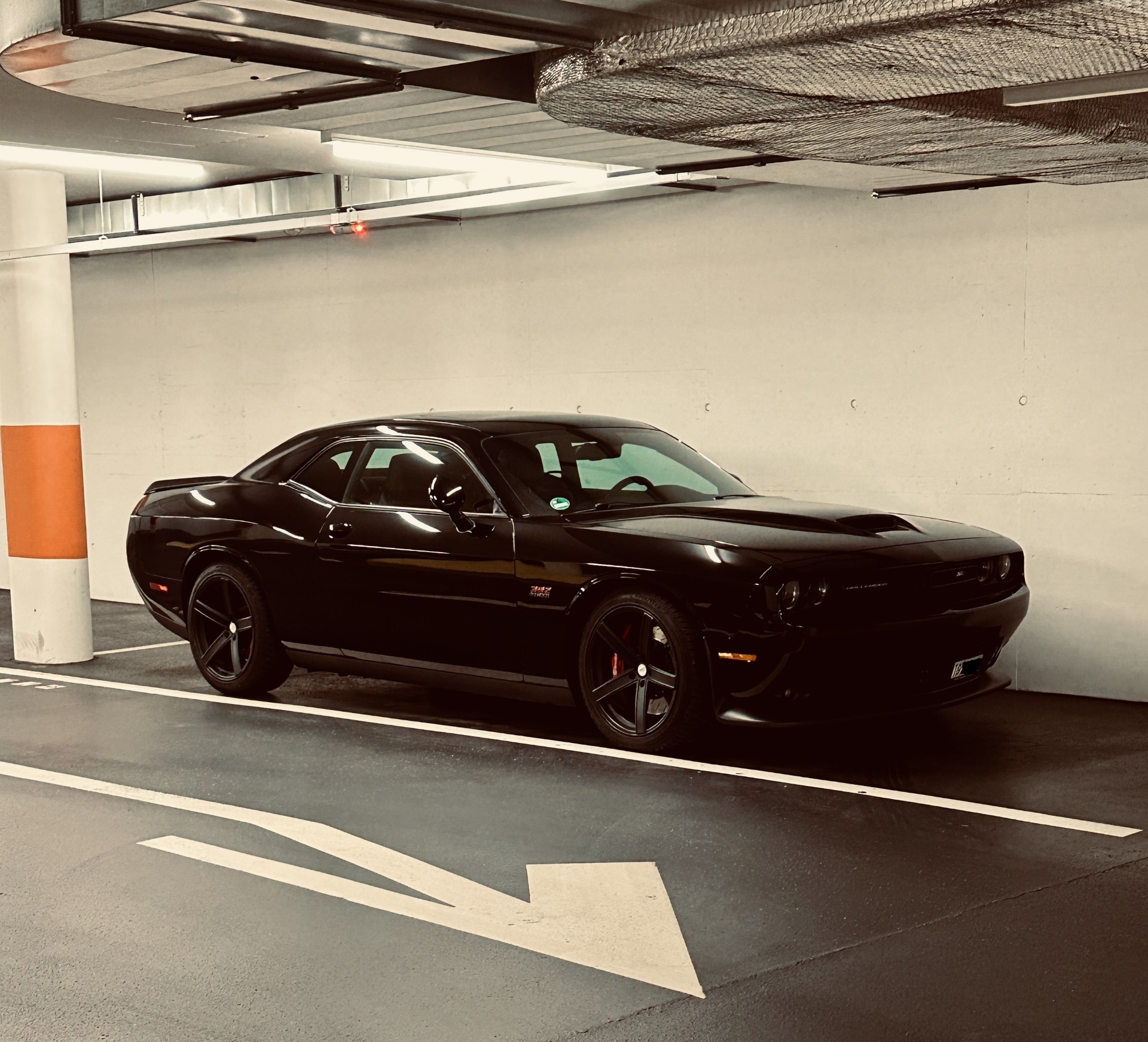 DODGE Challenger SRT 6.4-image-9