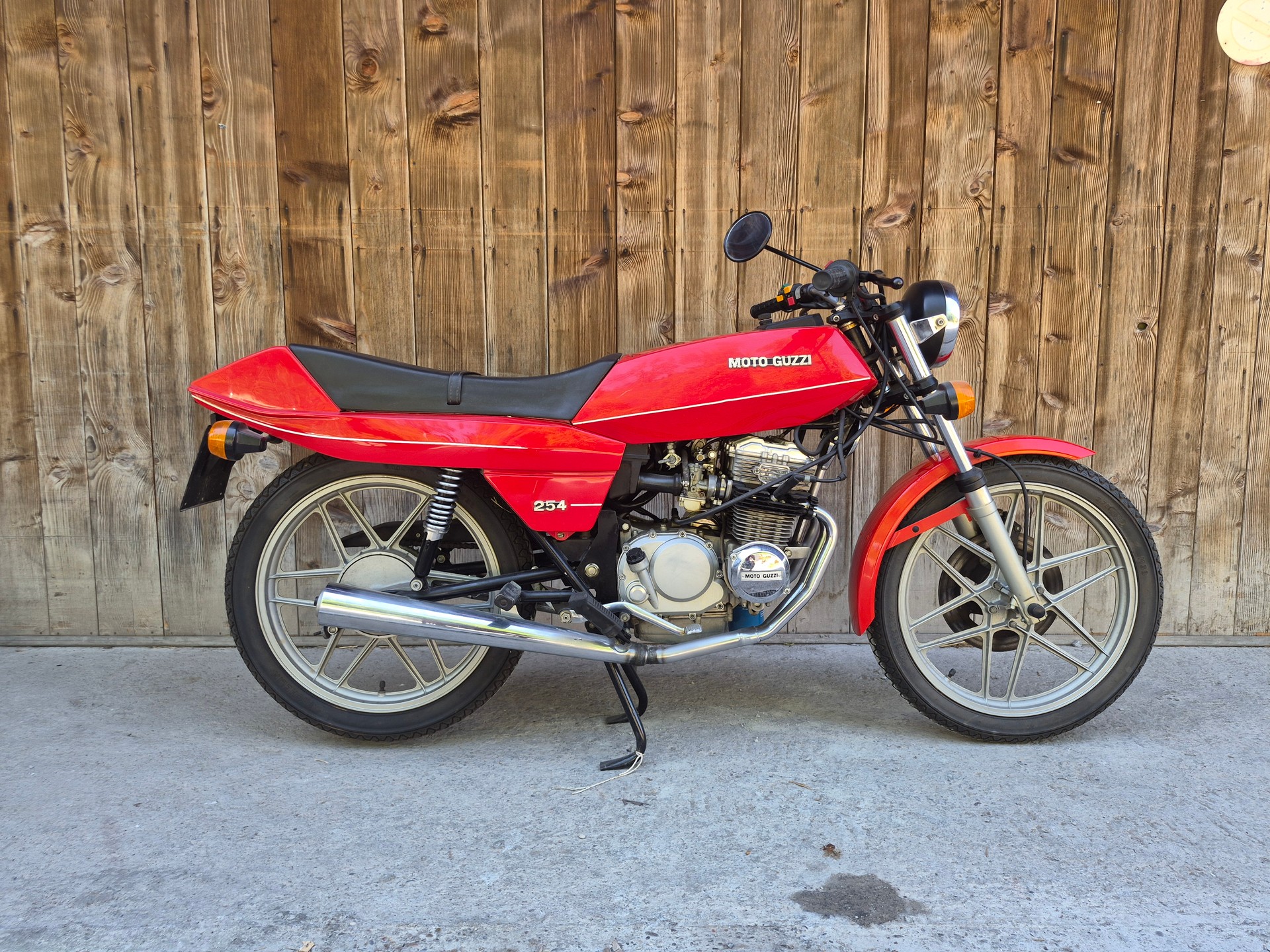 MOTO GUZZI 254-image-0