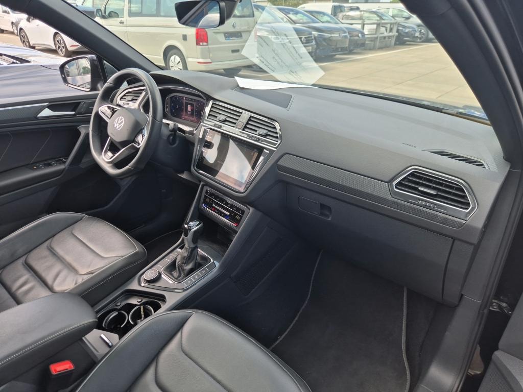 VW Tiguan 2.0 TDI SCR R-Line 4Motion DSG / Vollausstattung / Panorama-showroom-element-2