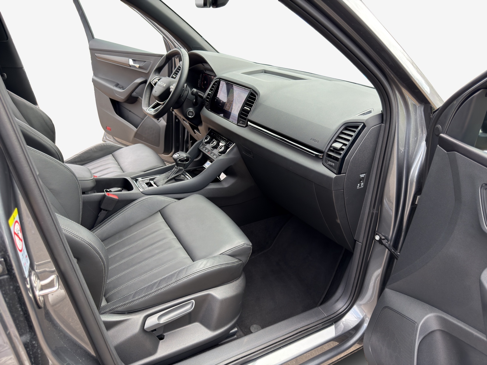 SKODA Karoq 2.0 TSI SportLine 4x4 DSG-image-14