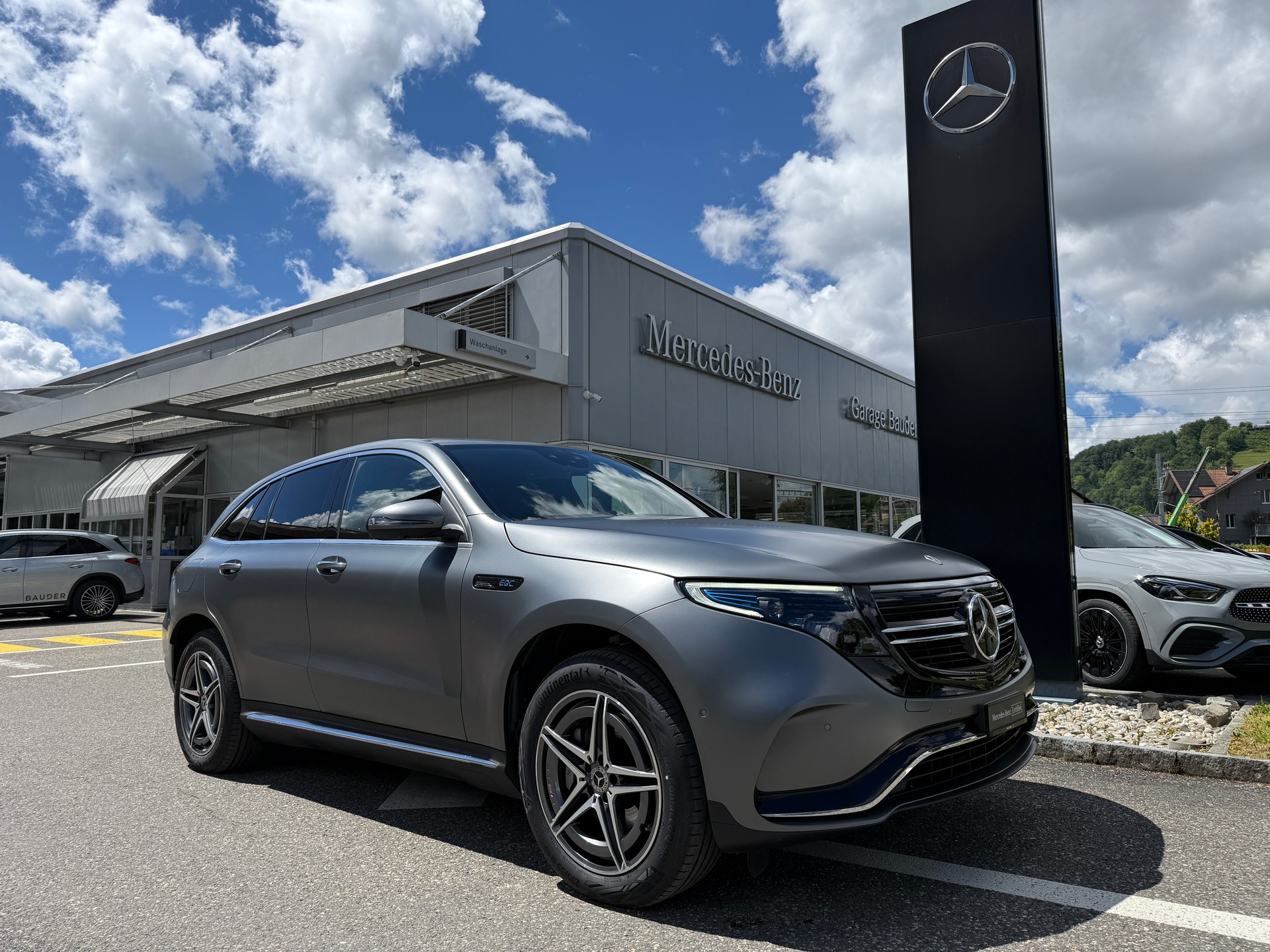 MERCEDES-BENZ EQC 400 AMG Line 4matic
