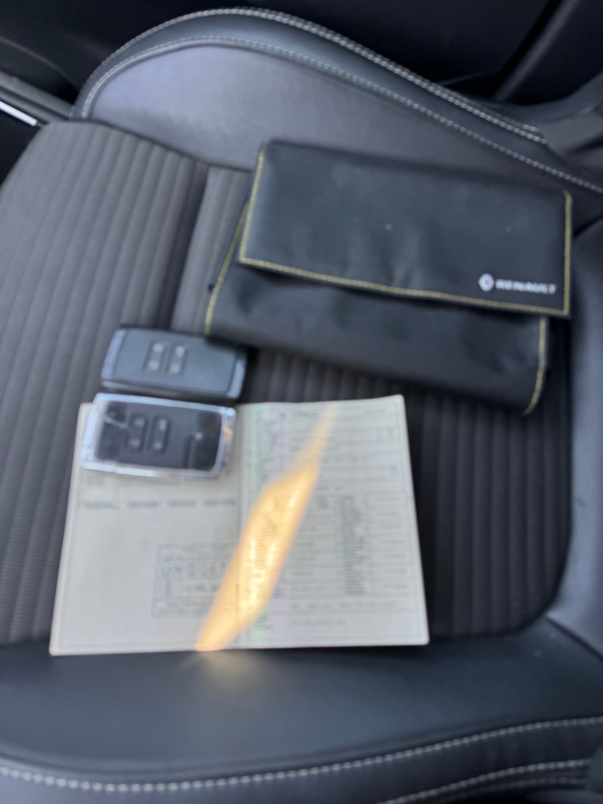 RENAULT Grand Scénic 1.6 dCi Initiale Paris EDC-image-11
