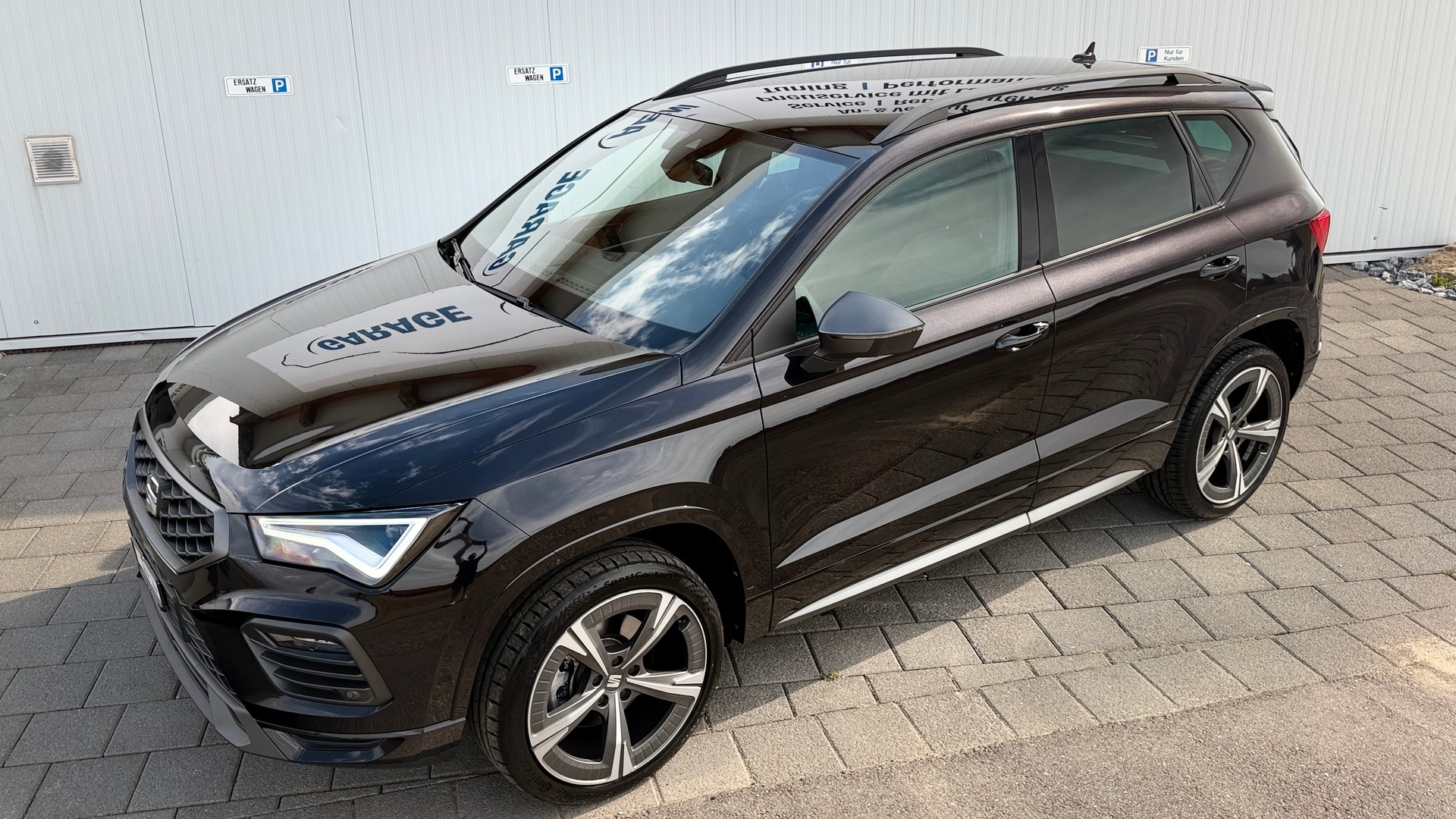 SEAT Ateca 1.5 TSI EVO Hola FR DSG / 8-Fach mit Alufelgen, Anhängerkupplung-showroom-element-2