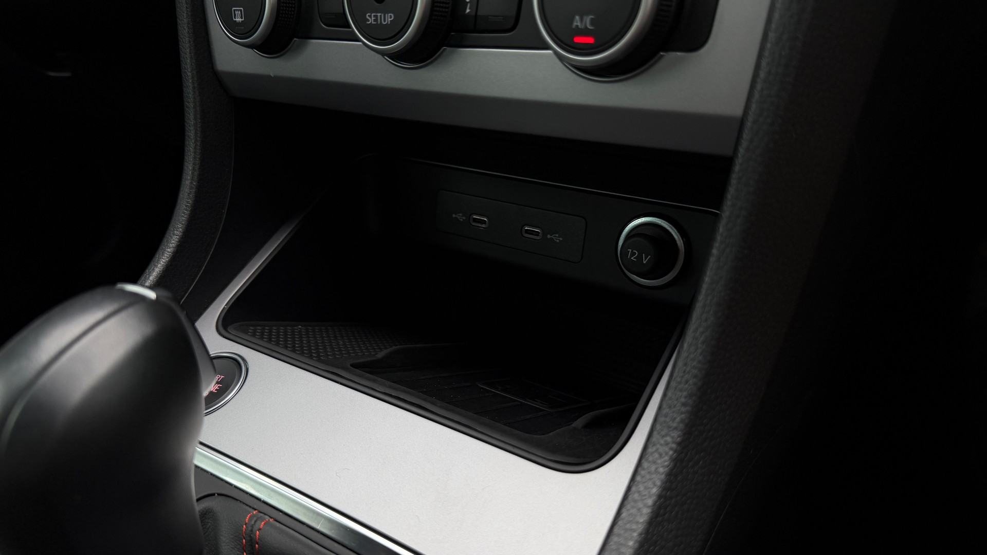 SEAT Ateca 1.5 TSI EVO Hola FR DSG / 8-Fach mit Alufelgen, Anhängerkupplung-image-17