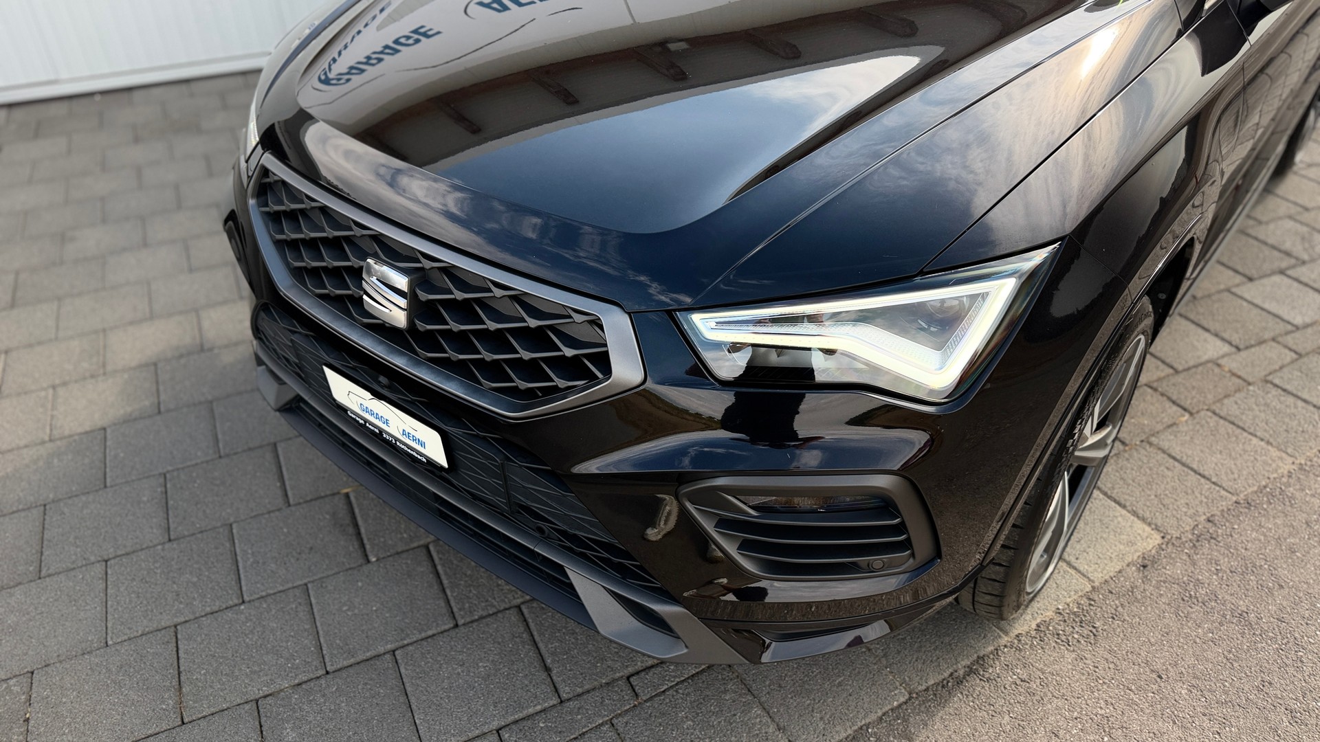 SEAT Ateca 1.5 TSI EVO Hola FR DSG / 8-Fach mit Alufelgen, Anhängerkupplung-showroom-element-3