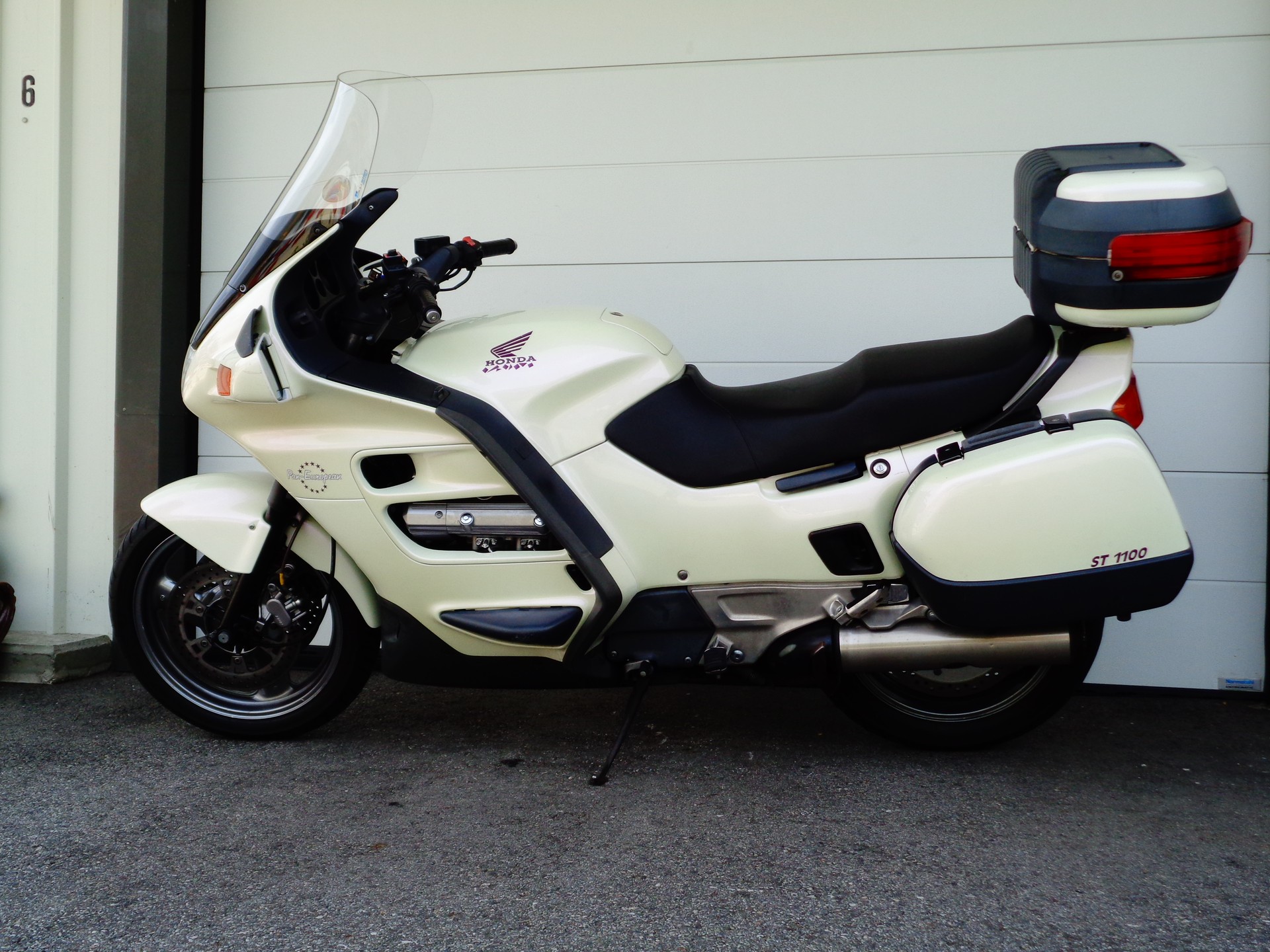 HONDA ST 1100 Pan-European-image-7