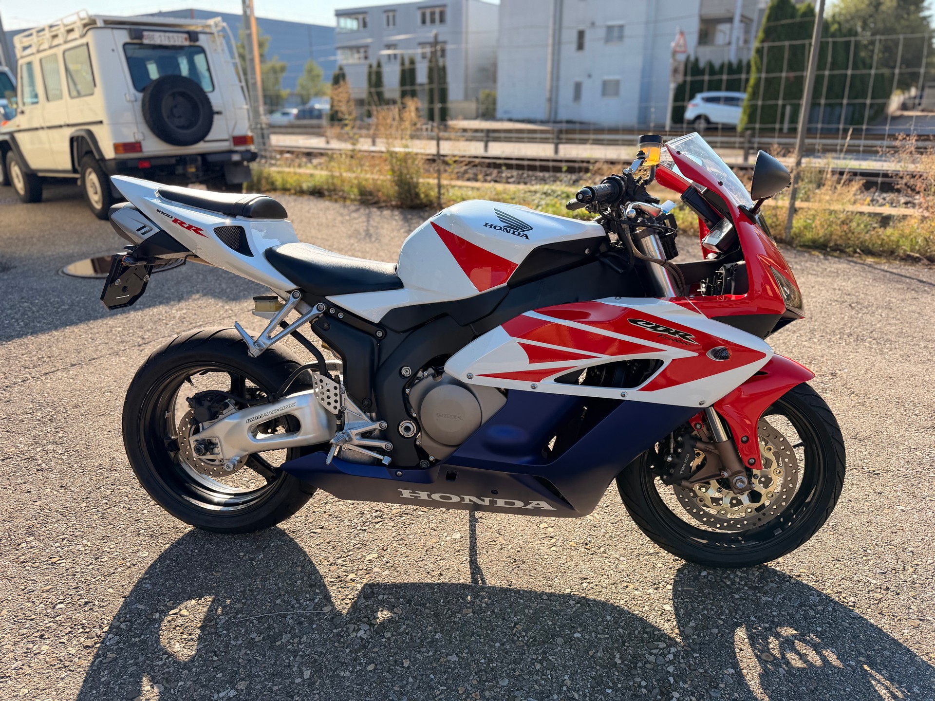 HONDA CBR 1000 RR-image-4
