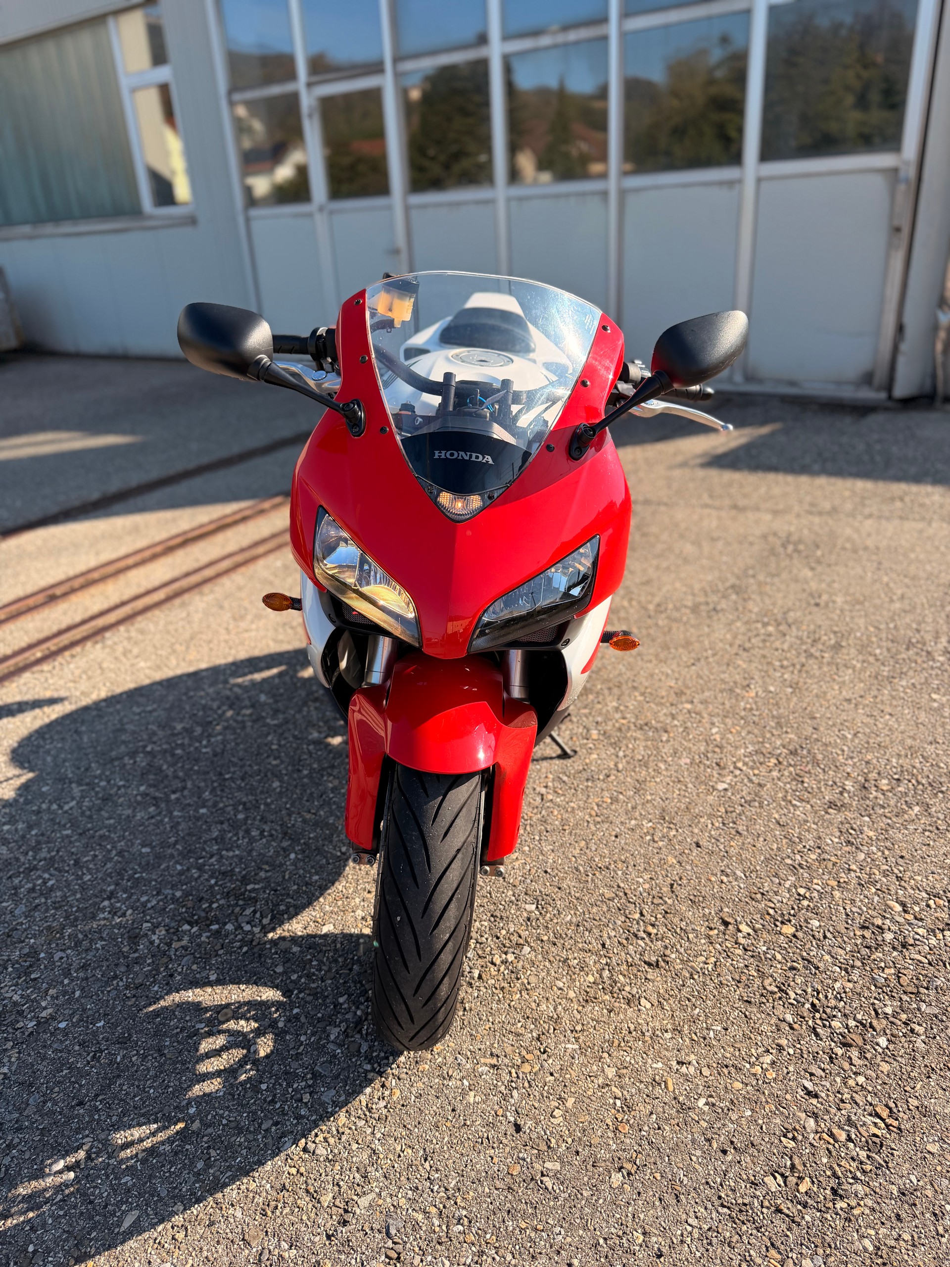 HONDA CBR 1000 RR-image-2