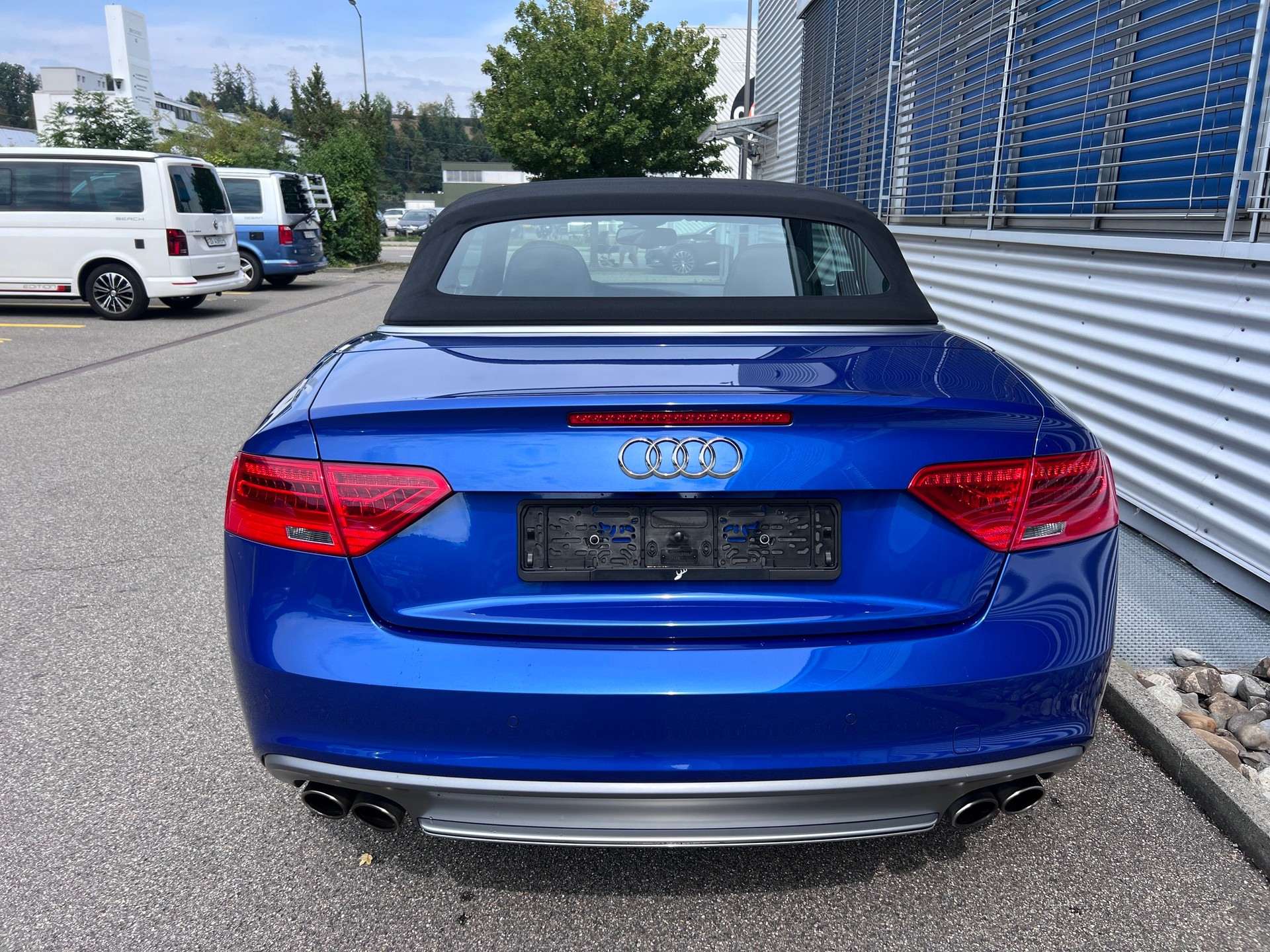 AUDI S5 Cabriolet 3.0 V6 TFSI quattro S-Tronic RS Edition-image-11