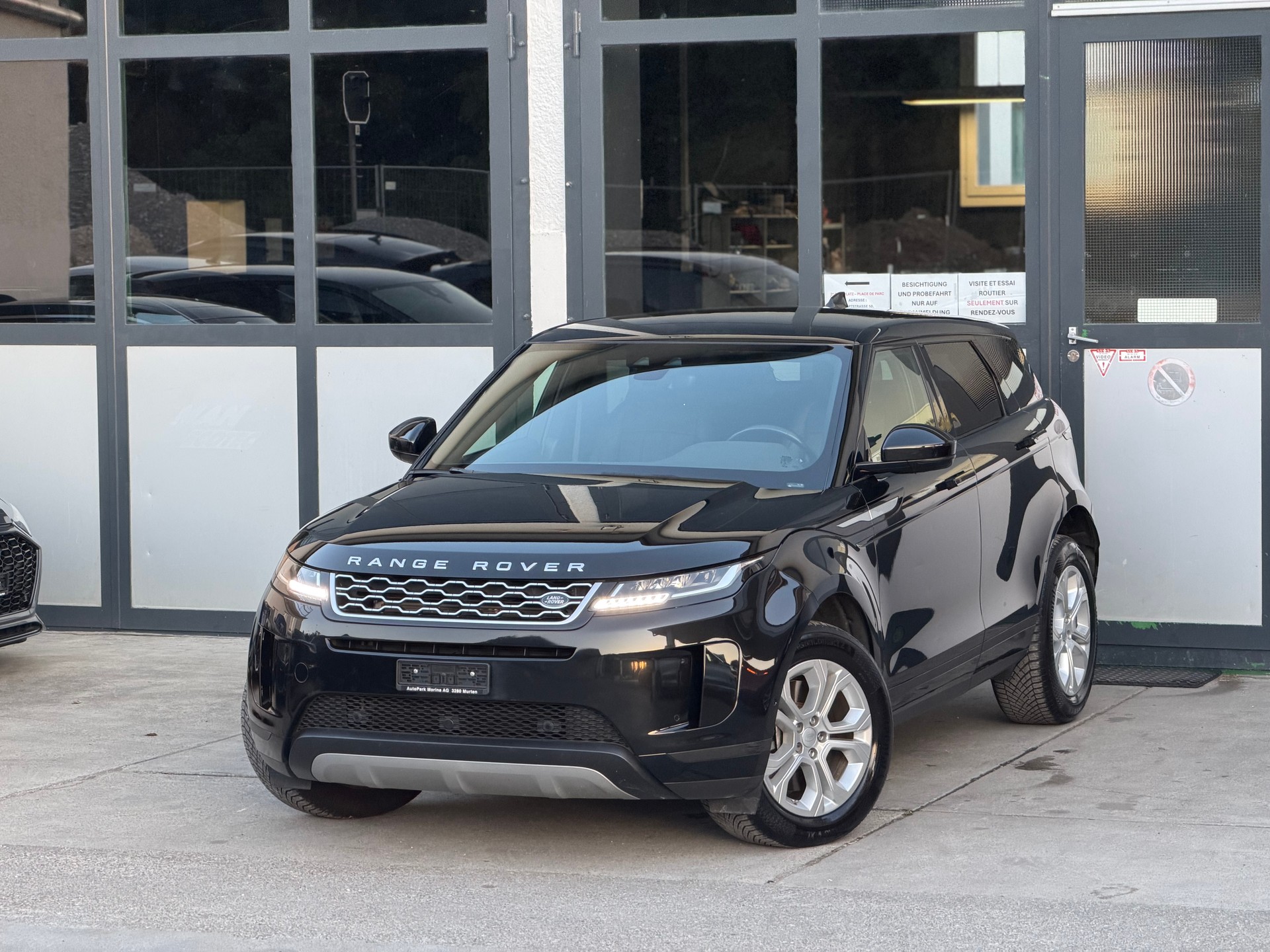 LAND ROVER Range Rover Evoque P 200 MHEV SE AT9