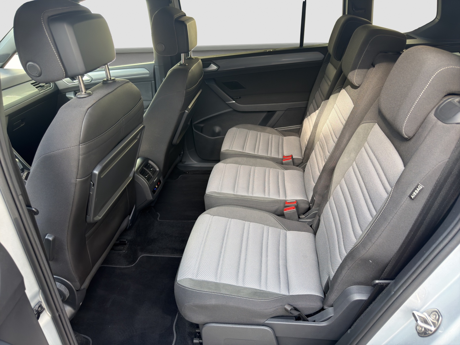 VW Touran 1.5 TSI EVO Highline DSG-image-7